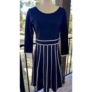 Taylor Black and Ivory Knit 3/4 Length Sleeve Fit and Flare Dress Size L NWT
